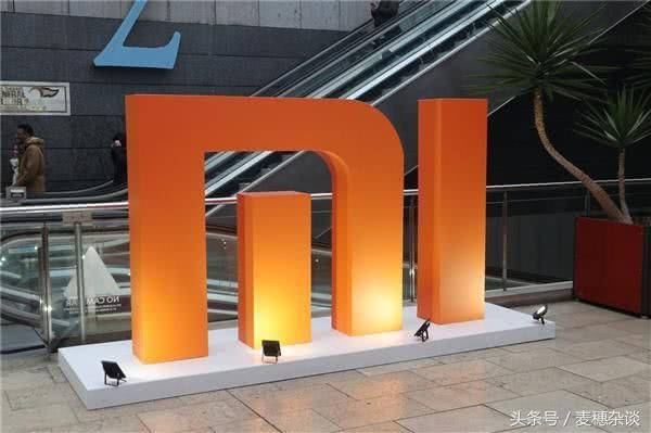 现在才知道为什么小米7迟迟不出,原来雷军是要