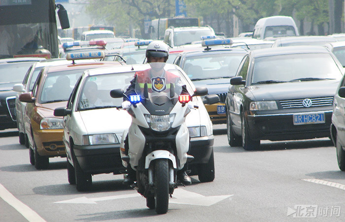 曹毅加勤路上