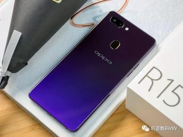 vivo X20与OPPO R15正式发布,真的要秒杀iPh