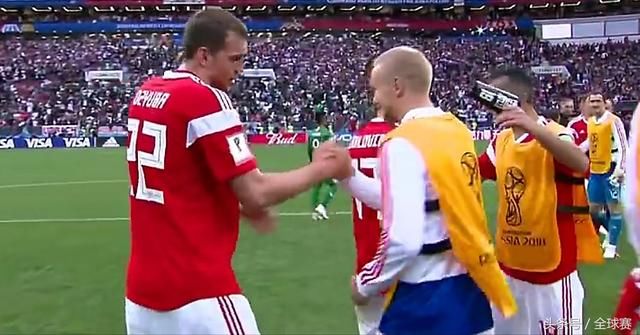 由沙特惨败,调侃一下当年韩日世界杯,中国队真