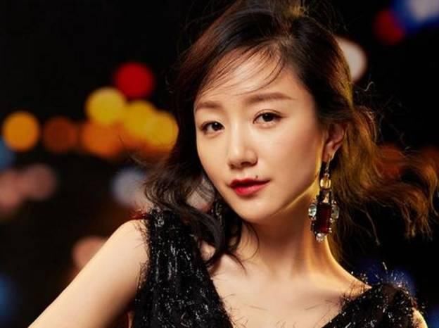 跟薛佳凝一样的最佳前女友,曾是当红花旦,却因不愿炒作被人遗忘