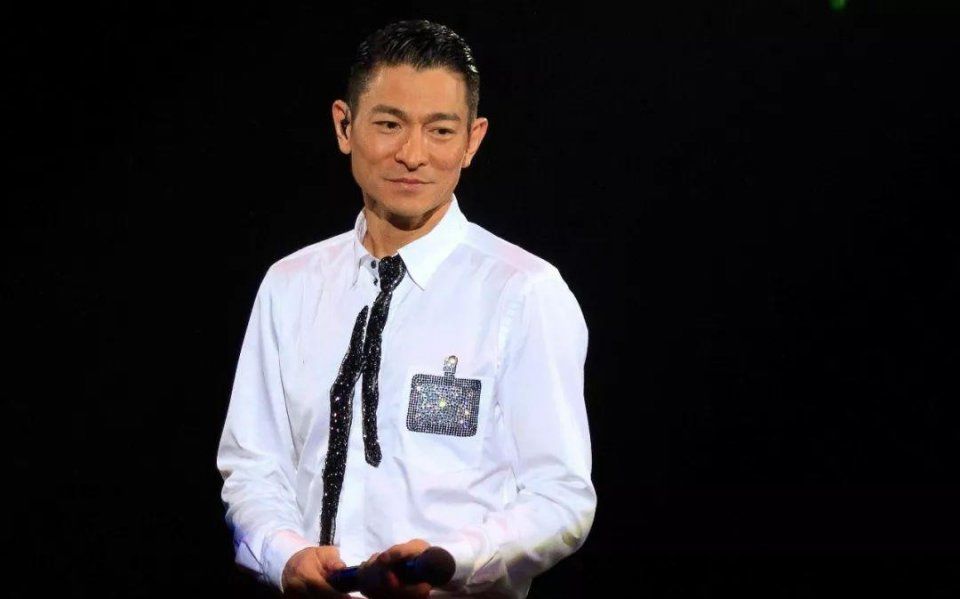 张翰带她度假?刘德华拼二胎?郑爽王凯合作 ?吴