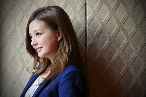 同是76年女星,林心如老了,赵薇老了,她却拥有18岁容颜