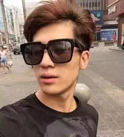 快手网红以前长啥样?散打哥、二驴的非主流,方