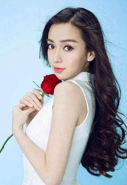 钟楚曦动手打Angelababy是什么情况?火速回应