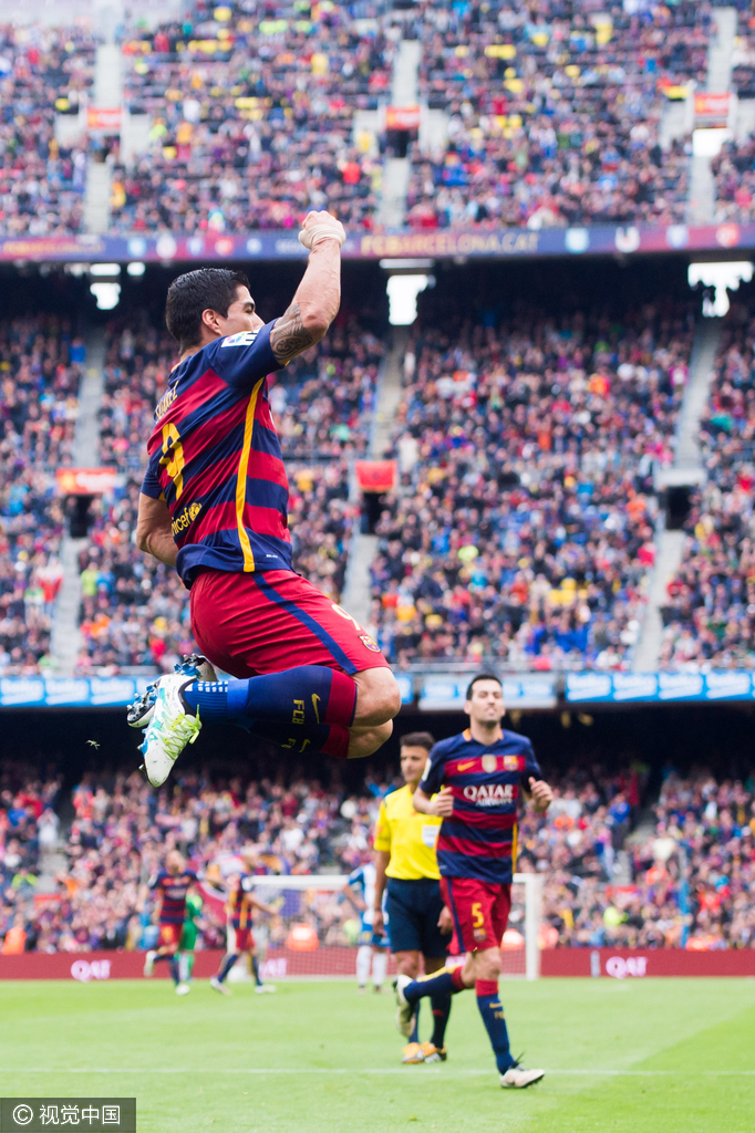 组图-巴萨5-0西班牙人 梅西苏亚雷斯激情庆祝
