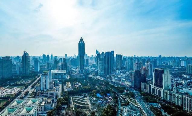 中国一线城市与越南比较,越南网友:差距如此明