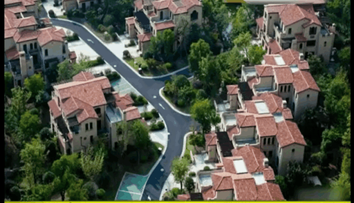 女中介连卖7套烂尾别墅, 拿提成时懵了! 领导: