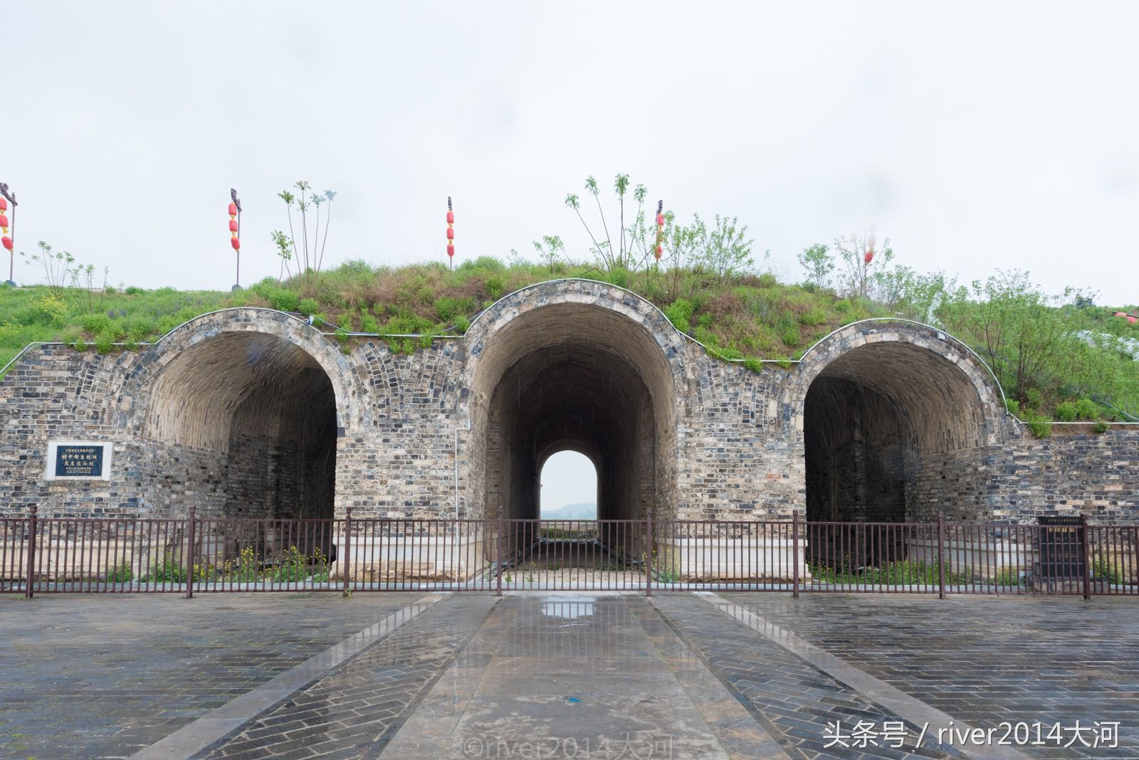 朱元璋除了建造南京故宫,还在安徽建了一座皇