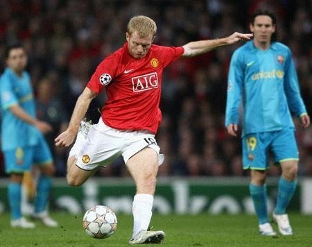 最低调的足球运动员 多动图证其无愧中场大师