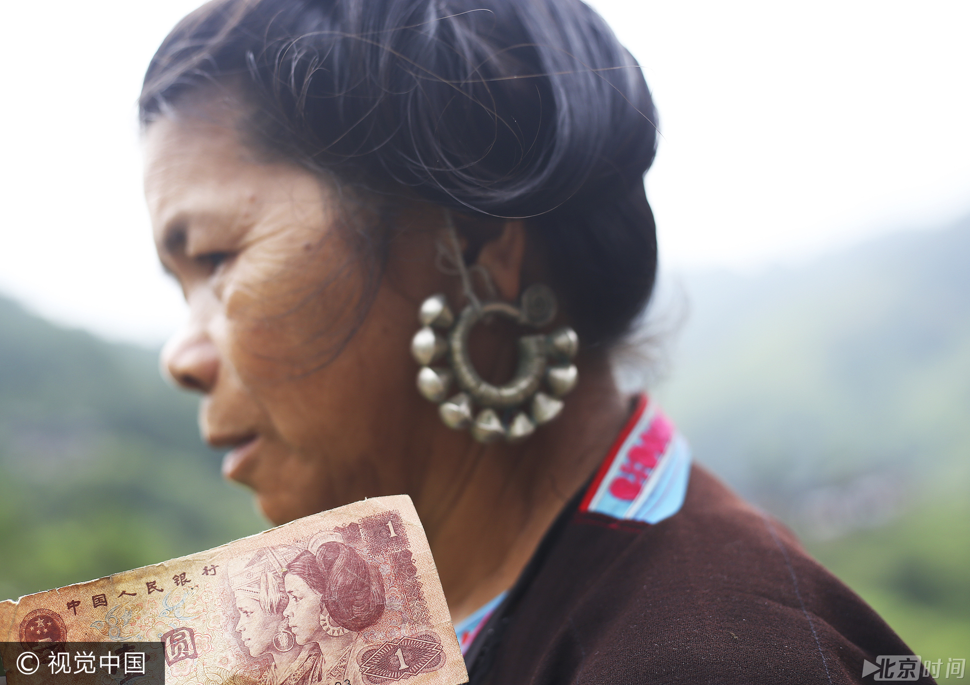第四套人民币头像原型石奶引 曾是村寨一枝花 第四套人民币头像原型石奶引 曾是村寨一枝花