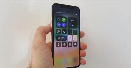 三款5G手机大曝光,苹果三星华为均在榜,你最看