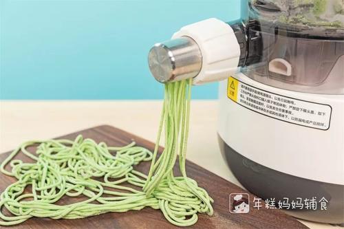 宝宝爱吃的面条,这么做营养翻3倍!