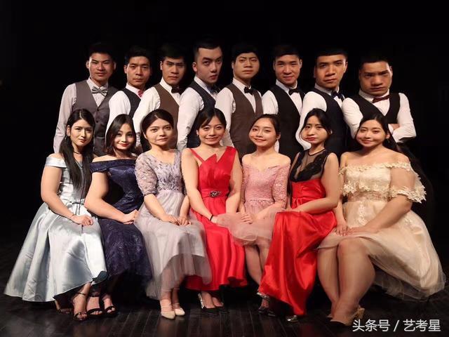 艺考星校园实践活动-感受果戈里代表作《死魂