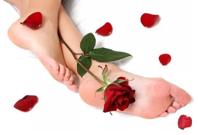 冬季脚出汗脚凉怎么办?如何科学泡脚?这样呵