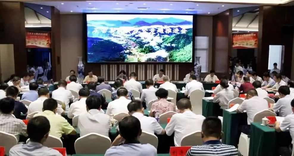 这场高规格的专题推进会定下目标:石台县明年