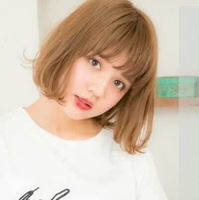 发量少发质细软适合什么样的发型?刘海搭配蓬