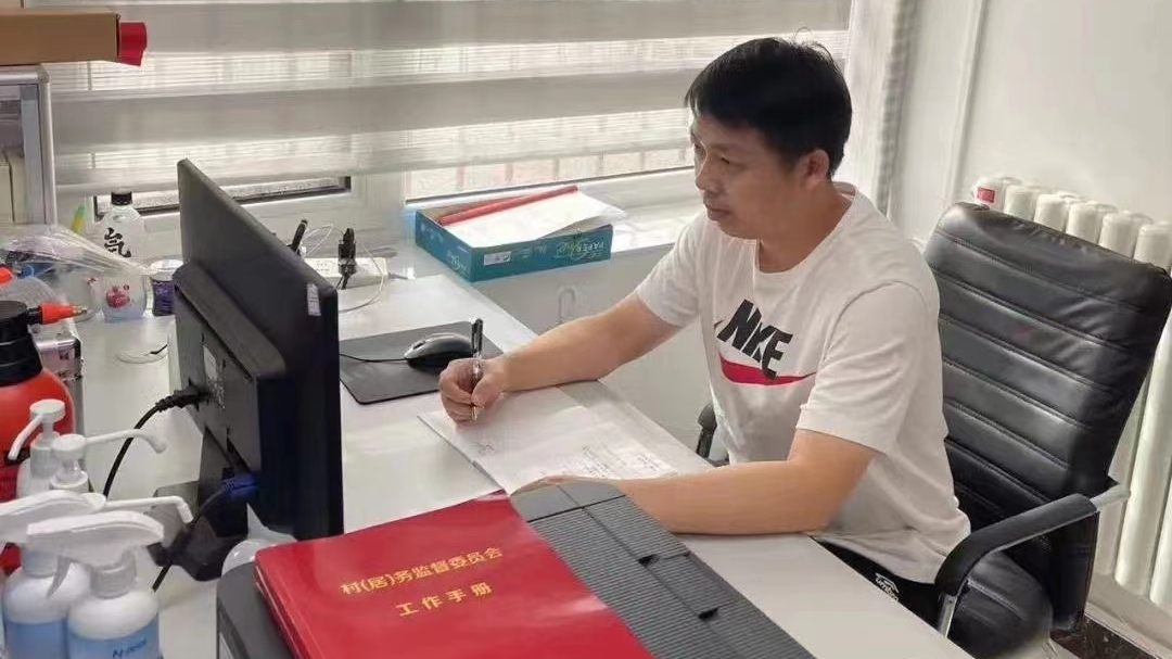 街乡治理“新速度”丨倾听民声办实事  修建排水沟，排水又排忧