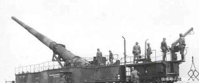 世界上最大的大炮,炮弹的长度7 .8 米长,内部装