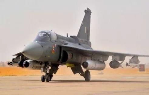 印度计划出口光辉战斗机,单价一亿美元,谁会