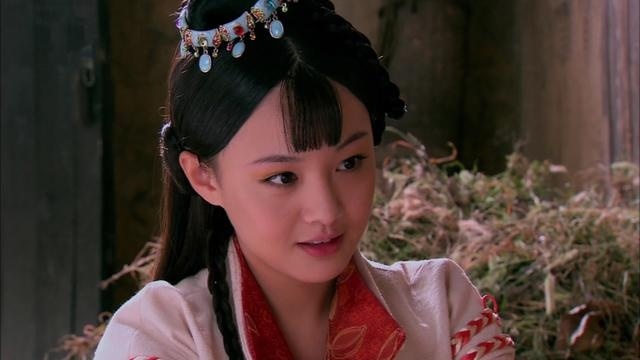 当红小花演公主,杨幂造型出人意料,热巴比刘亦菲更脱俗!