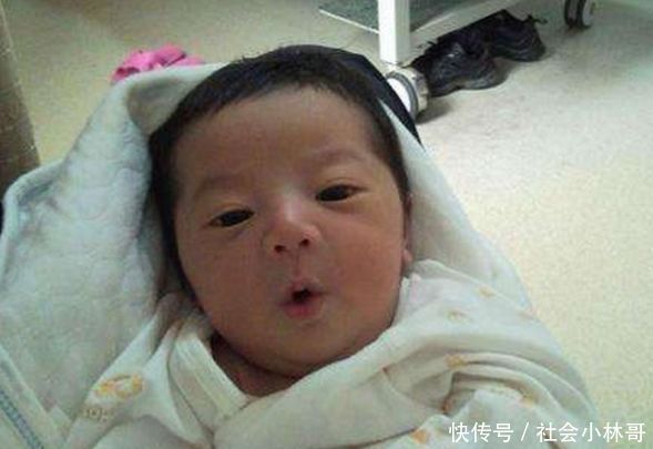 女子意外流产,清宫时发现一个小东西,一家人都