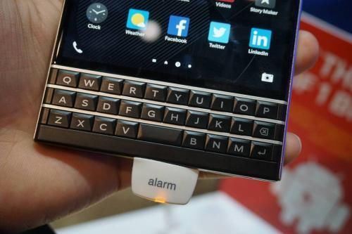 一加5T新增手势操作,叫板iPhone X!这功能黑莓