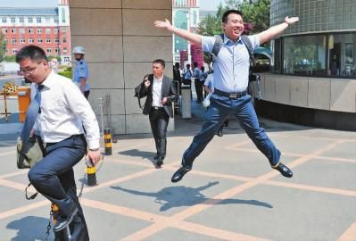 高分经验:省考面试过了80分,断退路拼出路