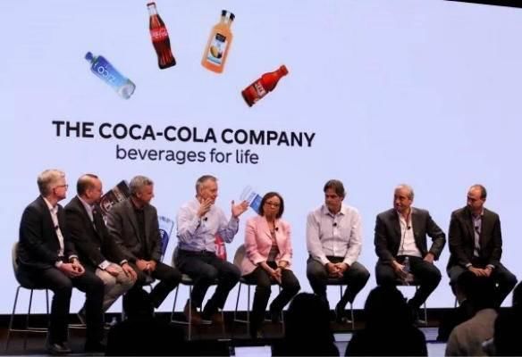 可口可乐业绩连降五年,市值三月蒸发近两千亿