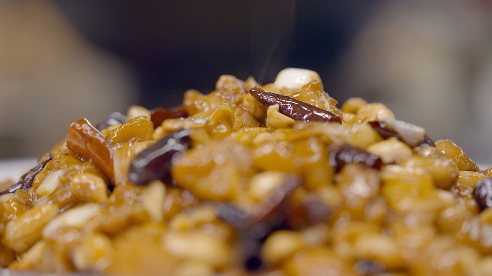 百年味道传薪火 代代相承续锦绣 百年味道传薪火 代代相承续锦绣