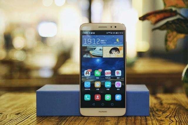 抛开全面屏设计,华为麦芒5是否败给了荣耀7X