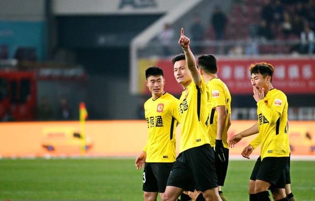 恒大、申花战亚冠,皇马vs尤文!今晚足球比赛直