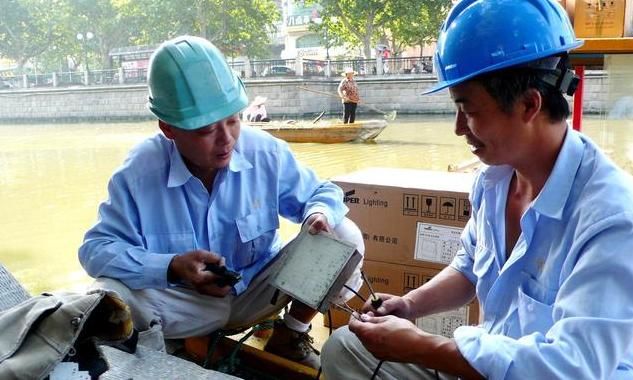 老板怒骂:10个员工都管不好,还不如看家狗!主管