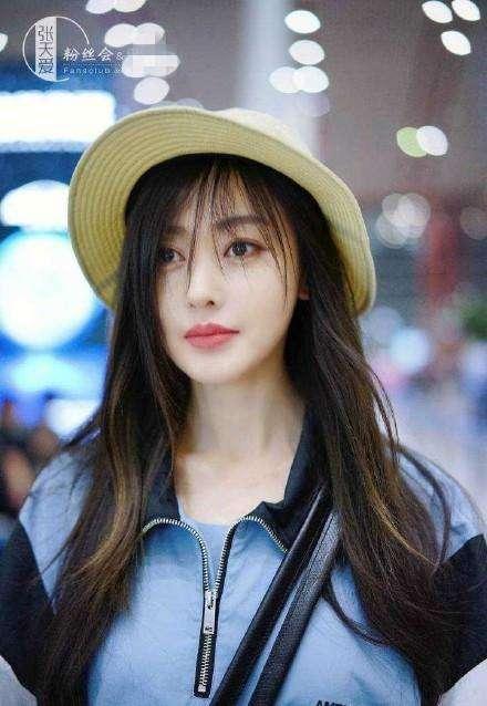 街拍:本以为杨颖跟杨幂的新发型已够仙了,直到