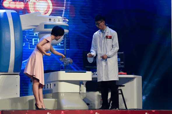 《机会来了》黑科技现身 胃镜检查一颗胶囊就