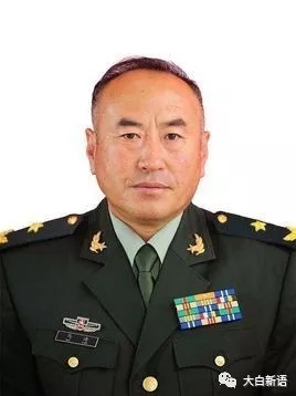 后于2013年调任海南省军区参谋长,2017年4月任海南省军区副司令员