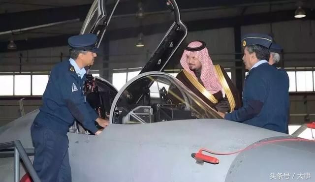 战机在中东被击落,残骸被迅速抢走,多国却来华