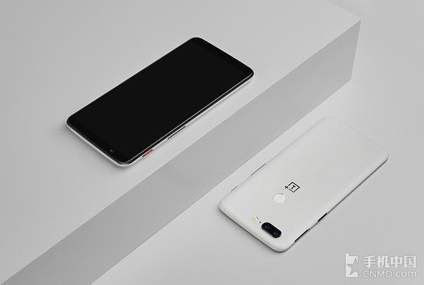 开黑吃鸡从来不卡 这些手机手游党必备