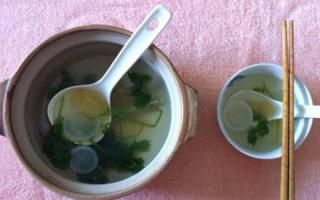 宝宝咳嗽、流清鼻涕又不想喂药,试试这两款汤