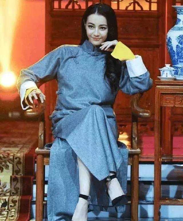 有一种高跟鞋,叫迪丽热巴的高跟鞋,baby、杨幂