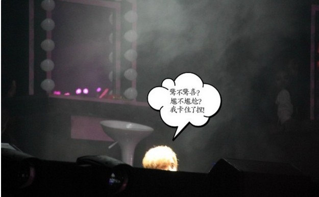 罗志祥被卡升降台,恳求粉丝不要发微博