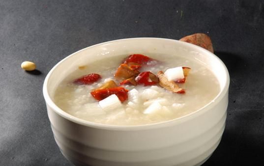 红枣粥、山药粥、小米粥,不同体质当喝不同的