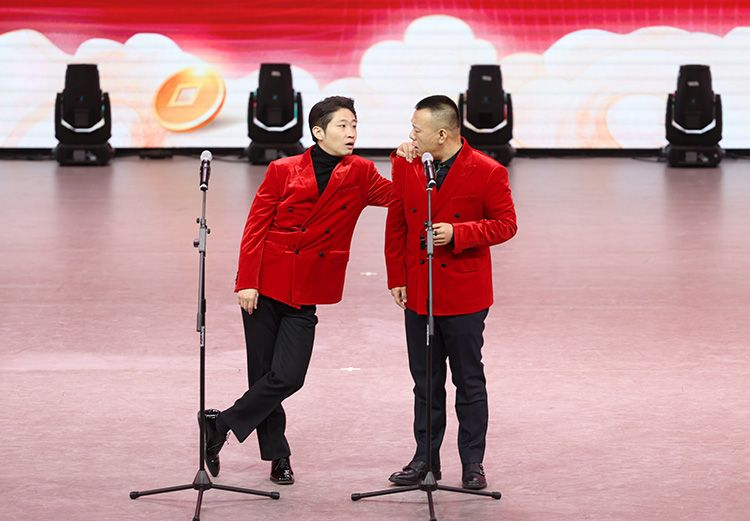 这里笑不停!第九届钟鼓楼相声会火热开演 这里笑不停!第九届钟鼓楼相声会火热开演