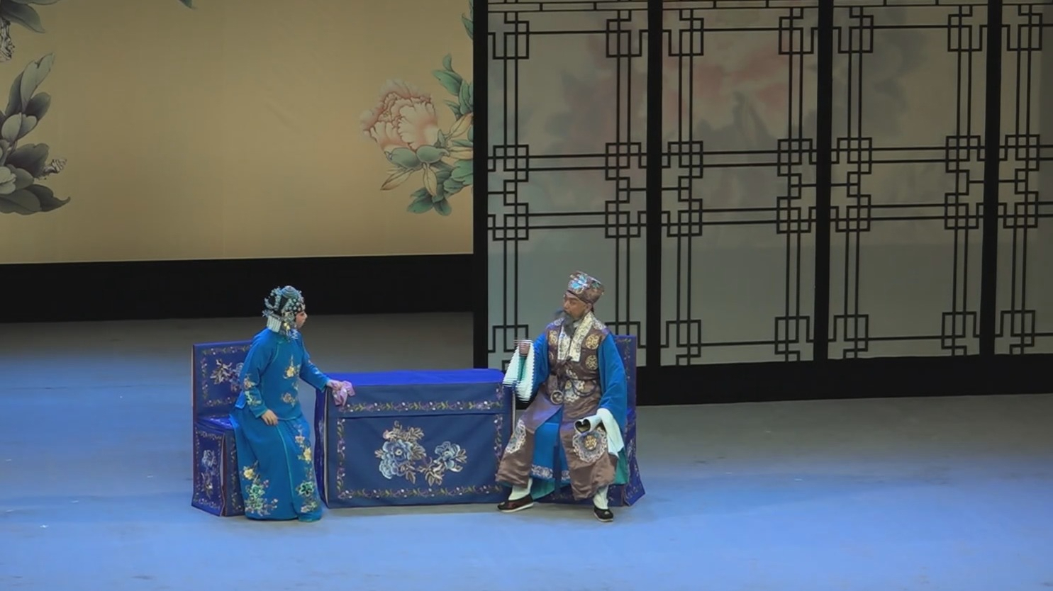 大戏看北京 评剧经典保留剧目《花为媒》上演_北京时间