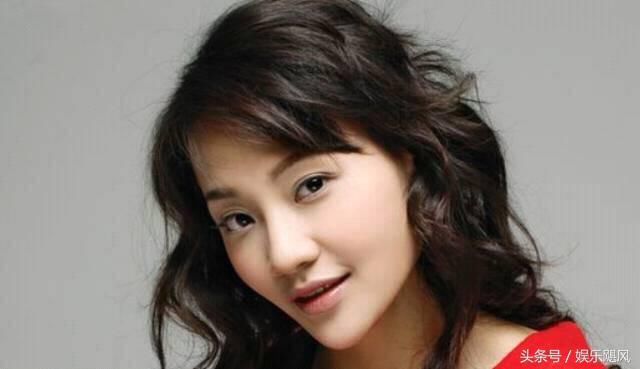 明星的意外摔倒:赵丽颖直接飞出去,她却直接死