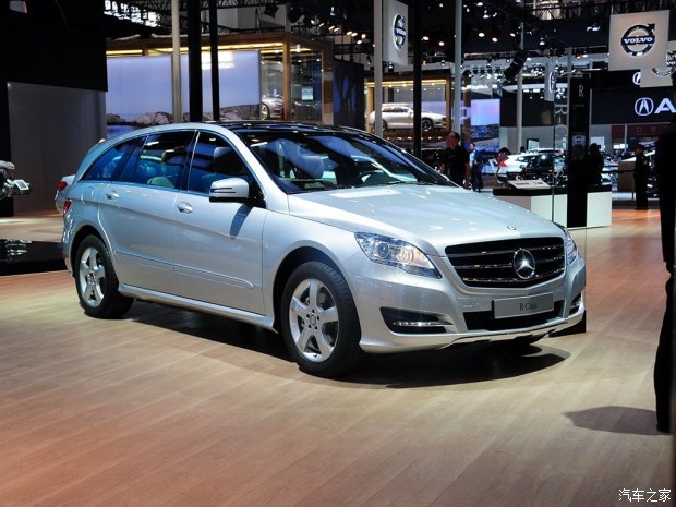 2017新奔驰R级怎么样 奔驰R级R 400 4MATIC报价 2017新奔驰R级怎么样 奔驰R级R 400 4MATIC报价