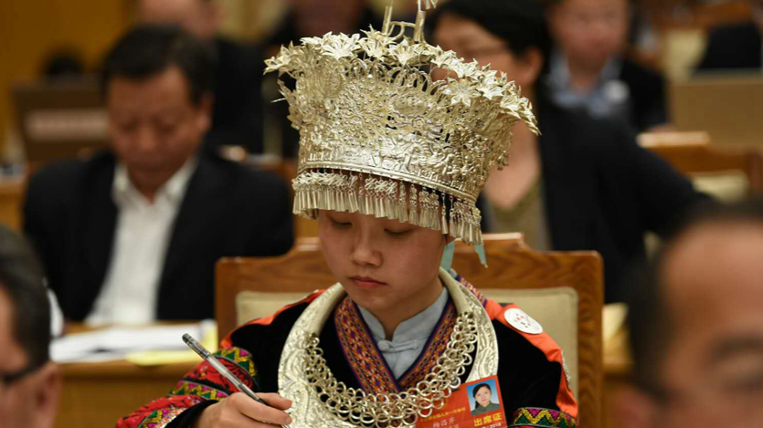 “90后”非遗传承人杨昌芹:从380到300万 小小竹编助力家乡大发展 “90后”非遗传承人杨昌芹:从380到300万 小小竹编助力家乡大发展