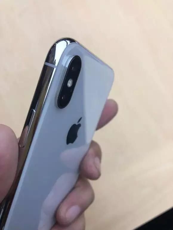 iPhone X促3D感测商机 人脸手势识别有看头