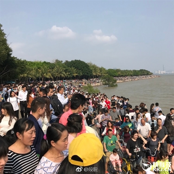 骑共享单车去海边兜风:下一幕风中凌乱