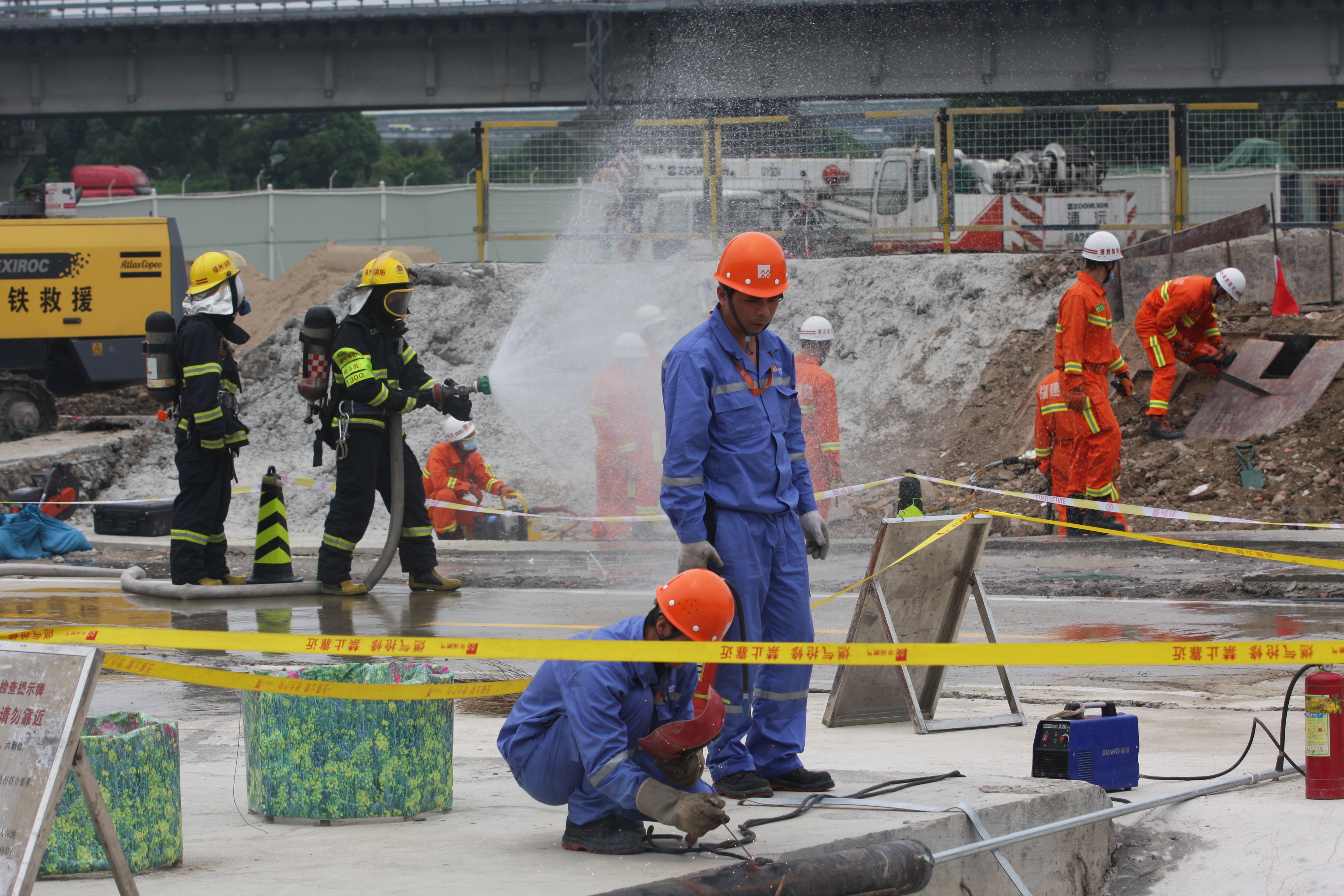 福州举办地铁建设生产安全事故综合应急救援演练